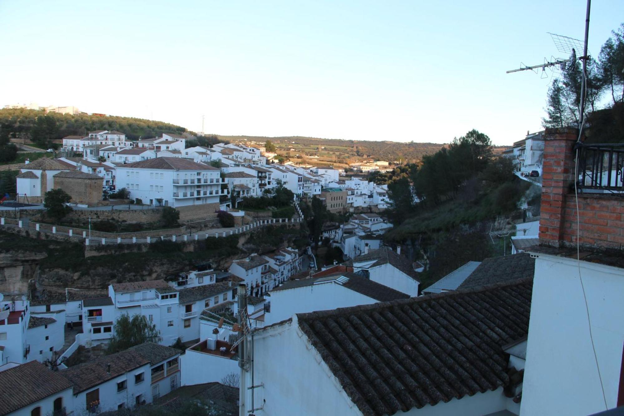 דירות Setenil De Las Bodegas El Rincon De La Miel מראה חיצוני תמונה